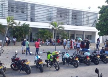 Seis policías de La Guajira fueron capturados por presuntos vínculos con el contrabando