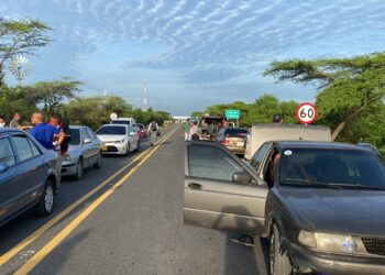 Levantan bloqueo en la vía Maicao – Riohacha tras acuerdos para elección de Autoridad Tradicional