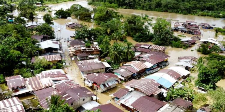 Chocó enfrenta crisis humanitaria por lluvias y paro armado del ELN