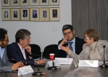 Salario mínimo para 2025: ministra de Trabajo explicó en detalle cómo será la negociación