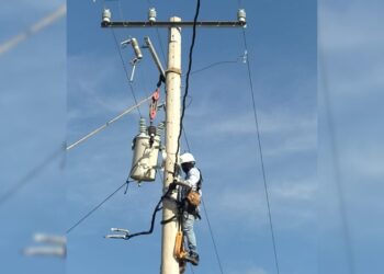 Comunidad wayuú recupera energía tras instalación de nuevo transformador