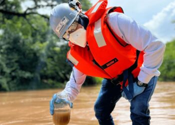 Con más de 180 puntos de monitoreo hídrico en el río Ranchería y arroyos, Cerrejón supervisa cantidad y calidad del agua
