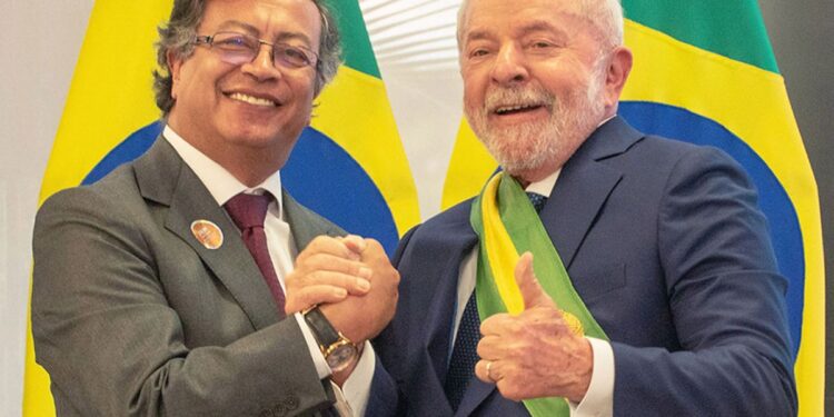 Presidente Gustavo Petro llega a Brasil para asistir a la Cumbre del G20