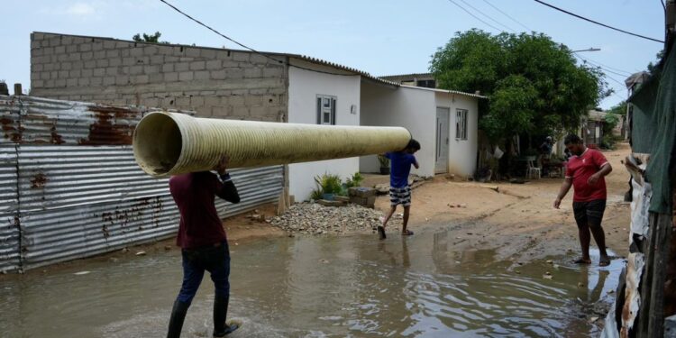 «La consolidación del alcantarillado pluvial para Riohacha está más cerca, para el beneficio de nuestra gente»: alcalde Genaro Redondo
