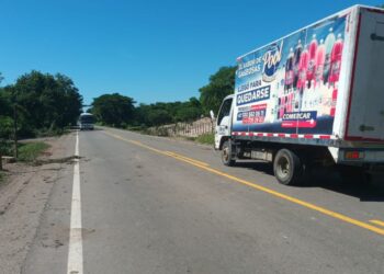 Se levanta bloqueo de la vía nacional tras una mesa de diálogo con el alcalde de Hatonuevo