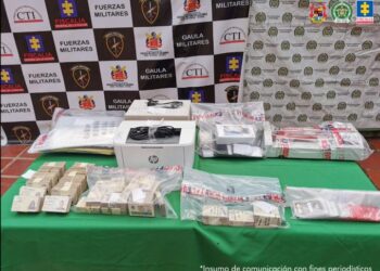 Desarticulada red que falsificaba huellas  para suplantar identidades y solicitar productos financieros