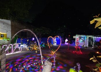 El municipio de Villanueva brilla con un nuevo pesebre gigante hecho de materiales reciclables