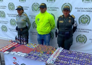 Policía Nacional incauta más de 2.5 kilos de pólvora en el mercado público de Riohacha