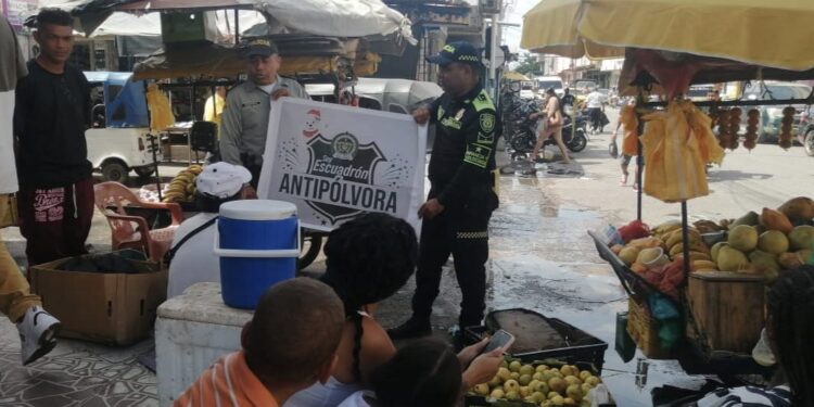 Policía refuerza campaña antipólvora como parte del Plan Navidad en La Guajira