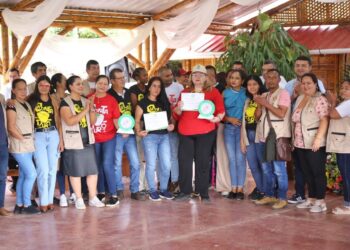 Icbf lanza Bienestarina ‘Mamá’ con chontaduro para apoyar la nutrición y economía local
