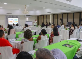 Secretaría de Salud fortalece capacidades del personal de ginecología y obstetricia de La Guajira