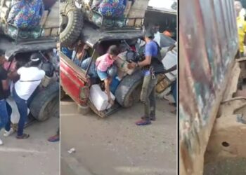 Camioneta con sobrepeso que viajaba hacia la Alta Guajira se partió por la mitad