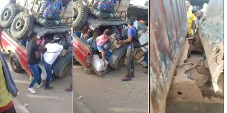Camioneta con sobrepeso que viajaba hacia la Alta Guajira se partió por la mitad