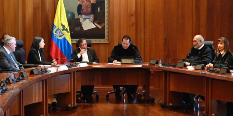 Consejo de Estado rechaza los “mensajes irrespetuosos” del presidente  Petro contra las decisiones judiciales