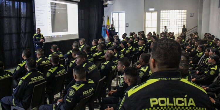 Santa Marta despliega operativo de seguridad con más de 900 policías para garantizar tranquilidad durante fin de año