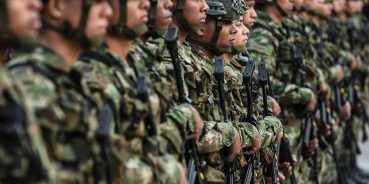 Ejército Nacional rescató a 447 menores reclutados por grupos armados en 2024