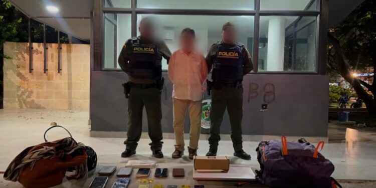 Capturado adulto mayor tras presuntamente haber robado a turistas en Cartagena; objetos recuperados superan los $25 millones