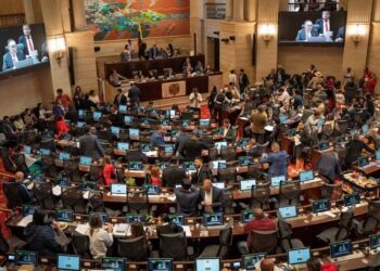 Revelan nombres de los congresistas que se habrían beneficiado de obras en el Gobierno Petro por caso Ungrd