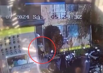 Cámaras de seguridad captan a menor de edad que presuntamente abandonó a su bebé recién nacida en un contenedor de basura en Bogotá