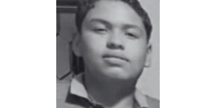 Familiares y amigos despiden con dolor al joven Jhon Fredy Torrado Hernández, víctima de intoxicación en Maicao