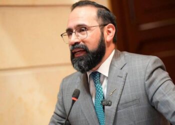 MinMinas tras hundimiento de reforma tributaria: “es un golpe a la transición energética”