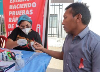 Alcaldía de Riohacha realizó una jornada de tamizaje en conmemoración del Día Mundial del VIH/SIDA