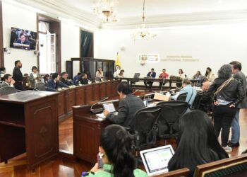 Comisión Primera del Senado aprobó en tercer debate la reforma política
