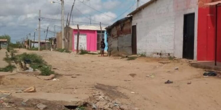 Fuerte enfrentamiento entre sujetos deja a uno herido de gravedad en el barrio Luisa Pérez de Maicao