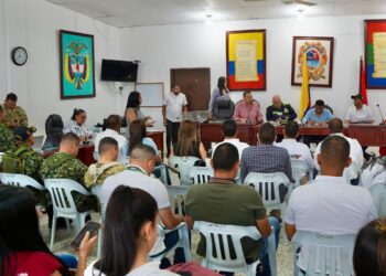 «A estos bandidos hay que capturarlos», afirmó el gobernador Aguilar en el Consejo de Seguridad en Maicao