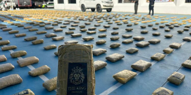 En las últimas horas fueron incautados 760 paquetes prensados de marihuana en zona rural de Manaure