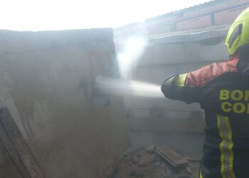 Un cortocircuito interno fue la causa del incendio en un local en el Mercado Nuevo de Riohacha