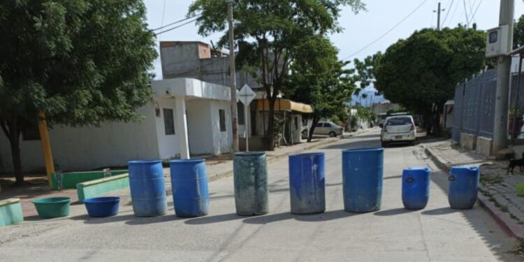 Habitantes del municipio de Albania, bloquearon las calles por falta del suministro de agua