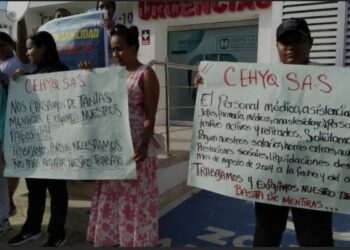 Tras 3 días de protestas, no hay acuerdos entre empleados y administrativos de CEHYQ