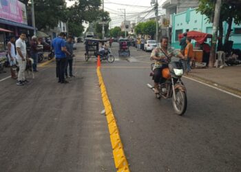 Controversia por la nueva señalización vial en Villanueva