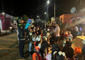 La Navidad llegó al corregimiento de Paraguachón con entrega de regalos a los niños y niñas