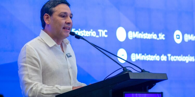 Mauricio Lizcano presentó su renuncia al MinTic; primer ministro en salir del gabinete del gobierno actual