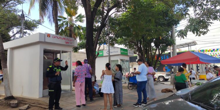 Policía Comunitaria realiza campaña de prevención contra el hurto y sus diferentes modalidades en el sur de La Guajira
