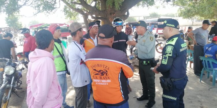 Autoridades realizan campaña preventiva contra delitos de impacto en el sector fronterizo de Paraguachón