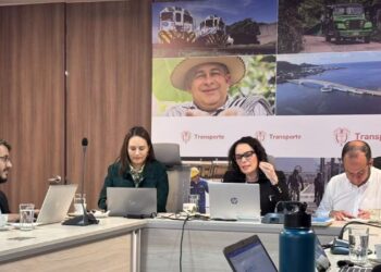 Ministra de Transporte solicitó al Ministerio Público verificar acuerdos del paro de camioneros