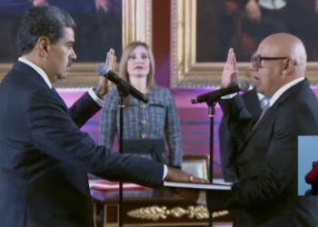 En medio de una profunda crisis, Nicolás Maduro juró nuevamente como presidente de Venezuela