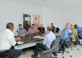 Primer comité de orden público y reunión con algunas empresas en el municipio de Dibulla