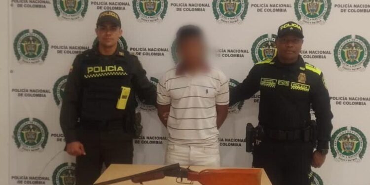 Capturan a un hombre de 22 años por portar un arma de fuego ilegal en Riohacha