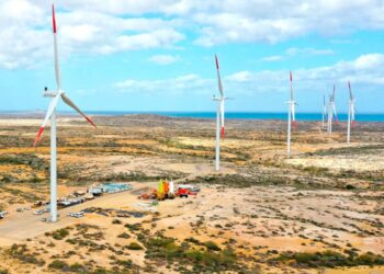 El viento de La Guajira impulsa la transición energética con 17 proyectos eólicos