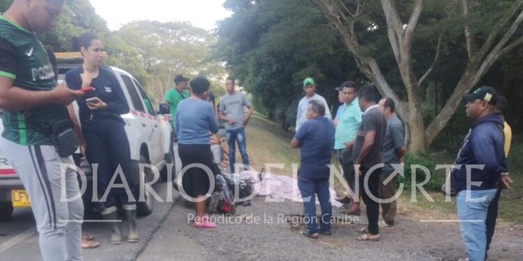 Hombre de 45 años pierde la vida en accidente de tránsito en la vía Río Palomino – Riohacha