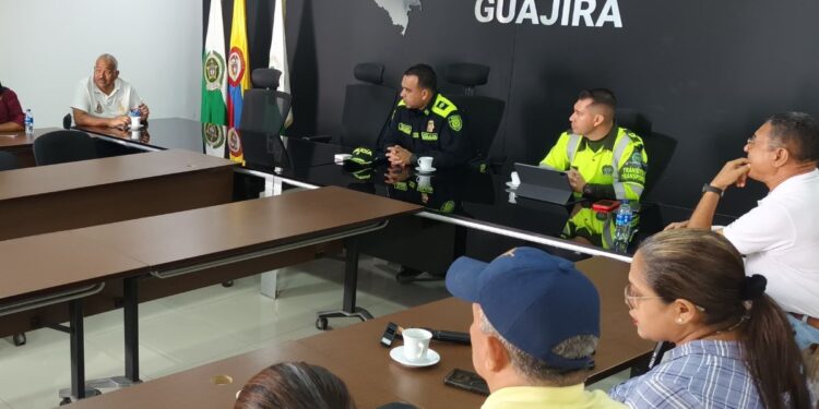 Las autoridades investigan la autenticidad del video intimidatorio de presuntos integrantes de las Autodefensas Conquistadores de la Sierra