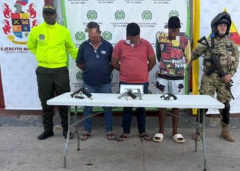 Capturan a tres presuntos integrantes del Clan del Golfo en Maicao dedicados a extorsión y homicidios