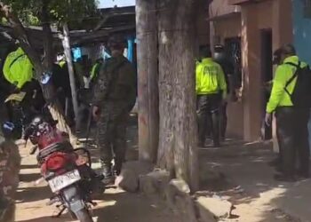 Tres personas capturadas en medio de un allanamiento en el mercadito guajiro de Maicao