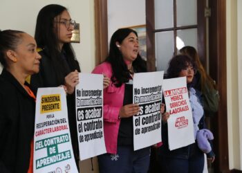 Expertos advierten que la reforma laboral «desincentiva» contratación de aprendices del Sena