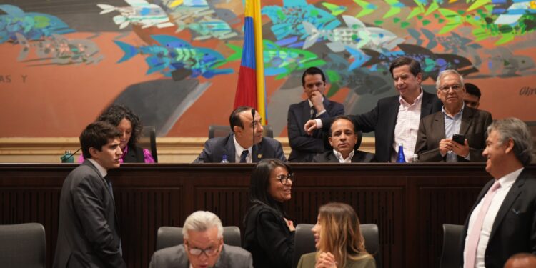 Cámara aprueba nuevos artículos de la polémica reforma a la salud 2.0 en segundo debate