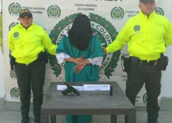 Capturan a una mujer en Uribia por porte ilegal de arma de fuego